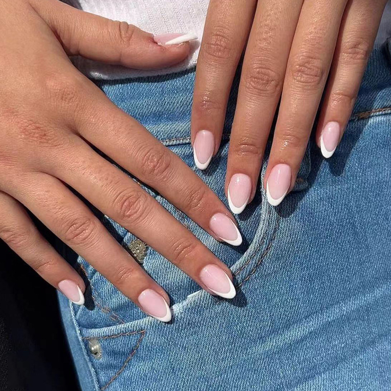 Nail Art Simple - 24-teiliges Set tragbarer künstlicher Nägel, einfache