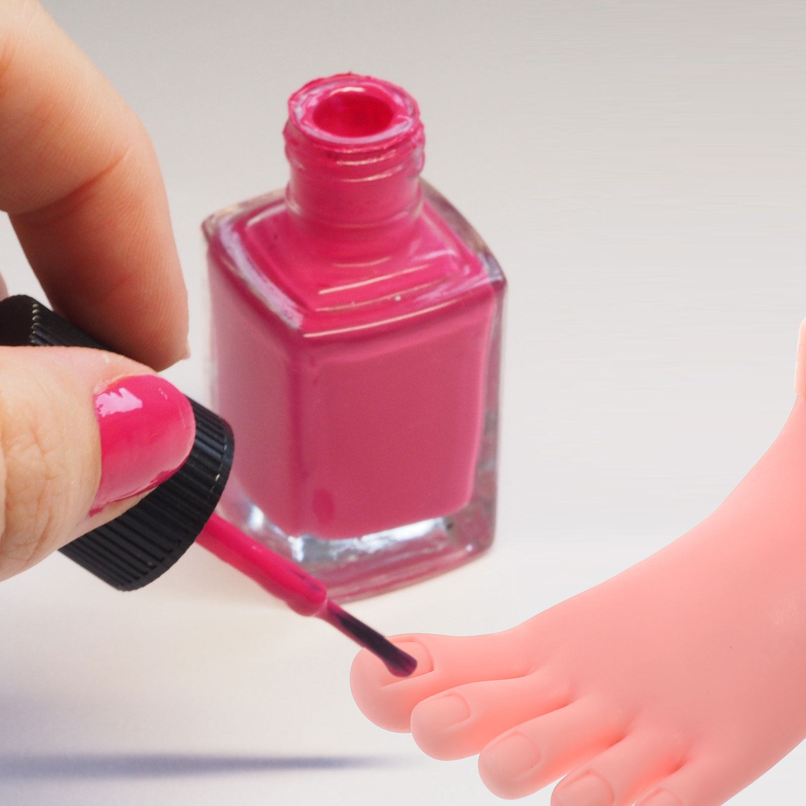 2 Stück Maniküre-Übungshand un – Nail Art Fake Nails Bewertung und Preis